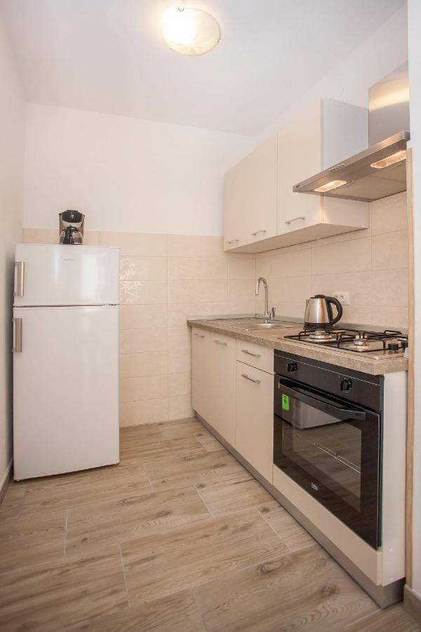 Apartmani Dragica Rovinj Buitenkant foto